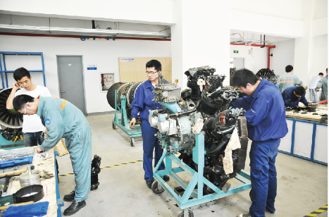 飞机电子设备维修